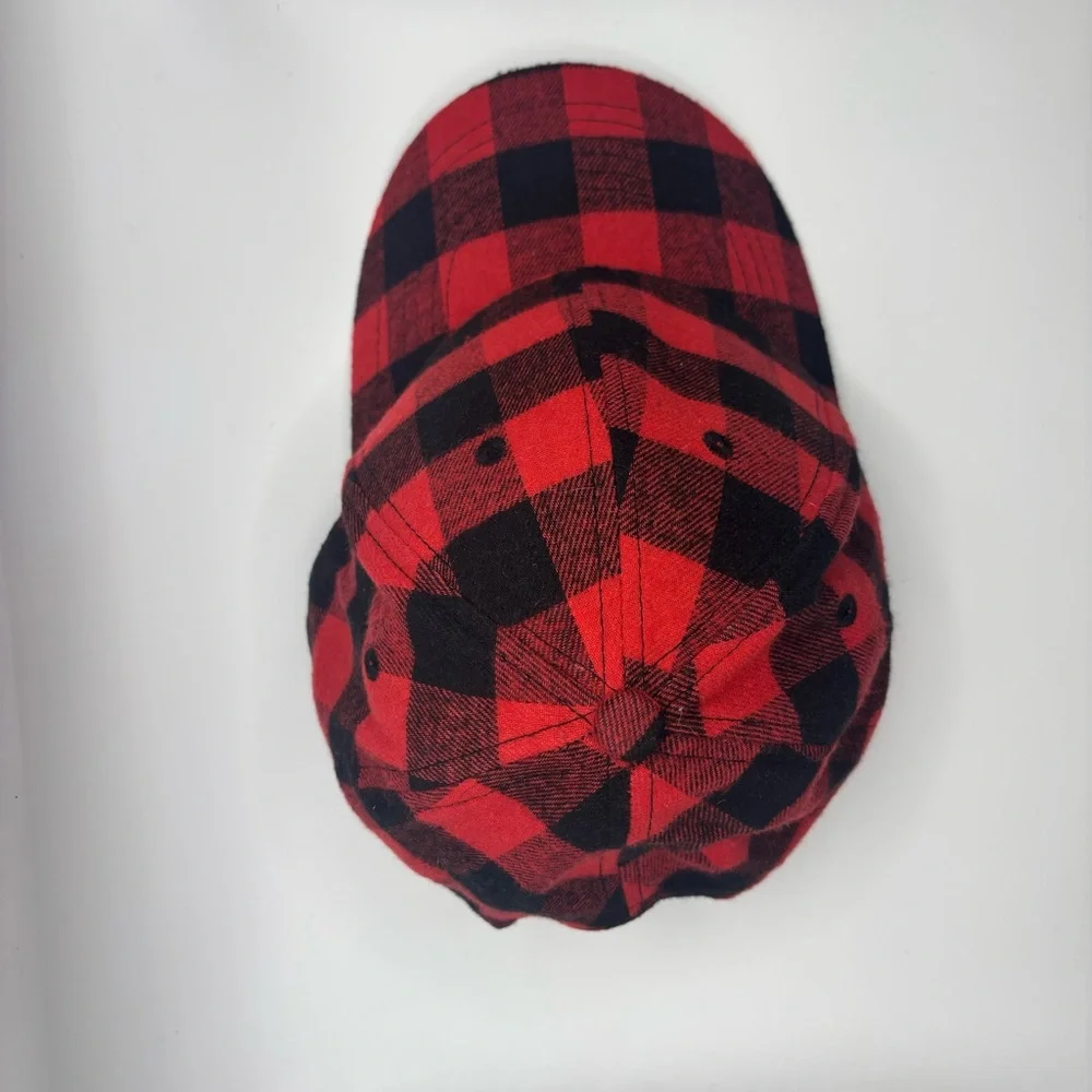 Wuke “Elmer Fudd” Red and Black Checkered Men’s Cap - Picture 4 of 7